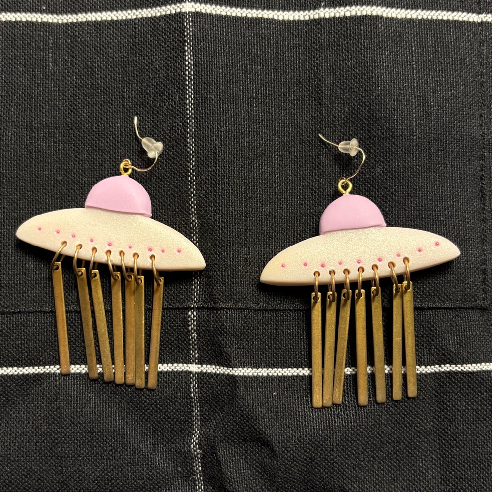 Tigermothgoods UFO Clay Earrings *discontinued style*